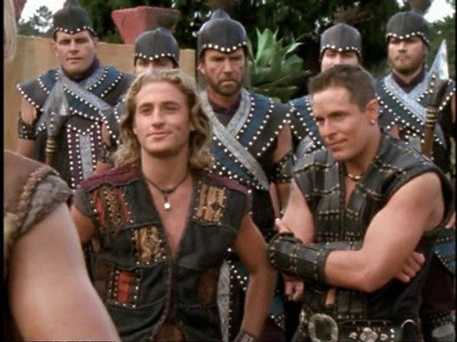 The Treasure of Zeus (2): Between Friends
