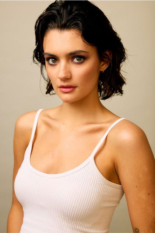 Eva Carlton